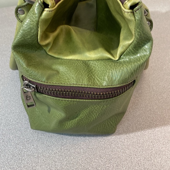 Matt & nat - double zip handbag - Picture 5 of 15